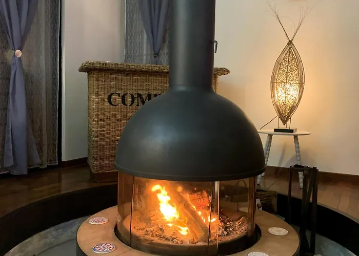 Ferienhaus De Charme Avec Cheminee Et En Campagne - Fr-1-306-1333 *